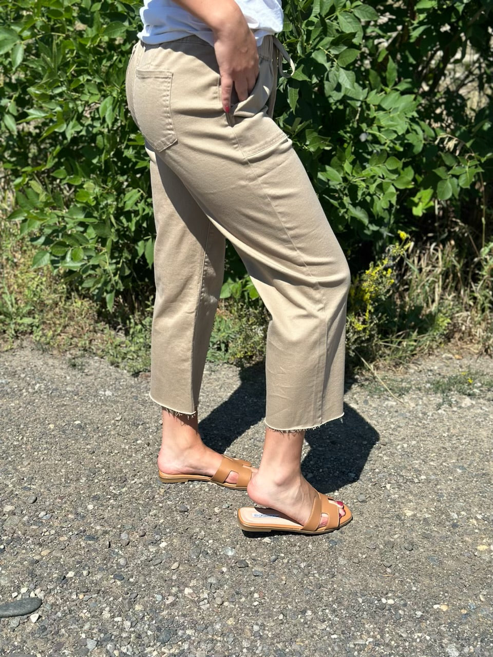 Junie Straight Leg: Khaki