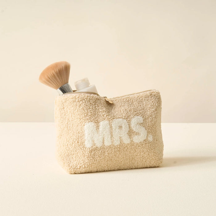 Mrs. Teddy Pouch