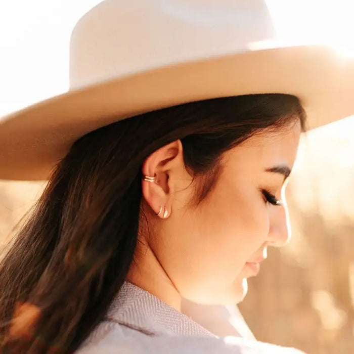 Queen gold filled double band ear cuff - gold